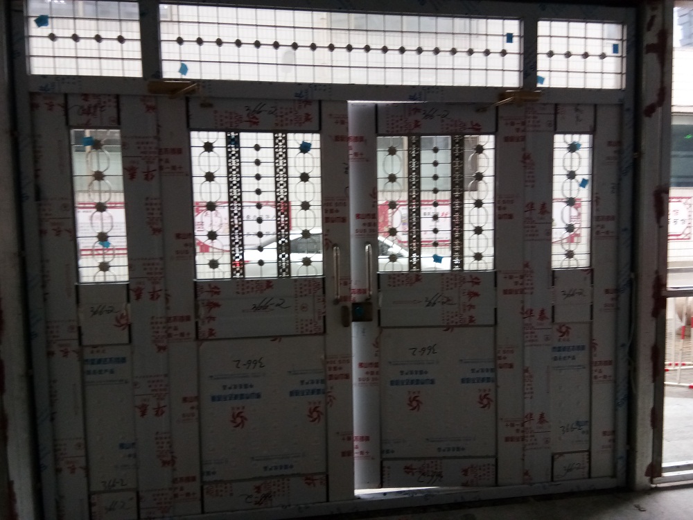 2020中鐵二建小區(qū)不銹鋼樓宇門(mén)改造 2020中鐵二建小區(qū)不銹鋼樓宇門(mén)改造